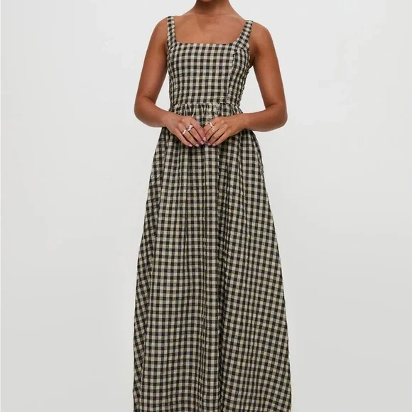Princess Polly Black and Cream Check Maxi Dress - Picture 3 of 4